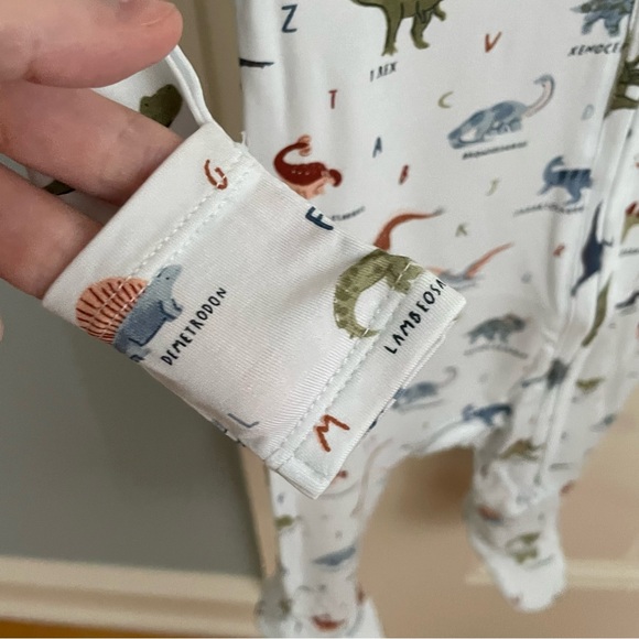 NWT Angel Dear Bamboo ABC Dino Print Footie Pajama Size 0-3M - Picture 3 of 6